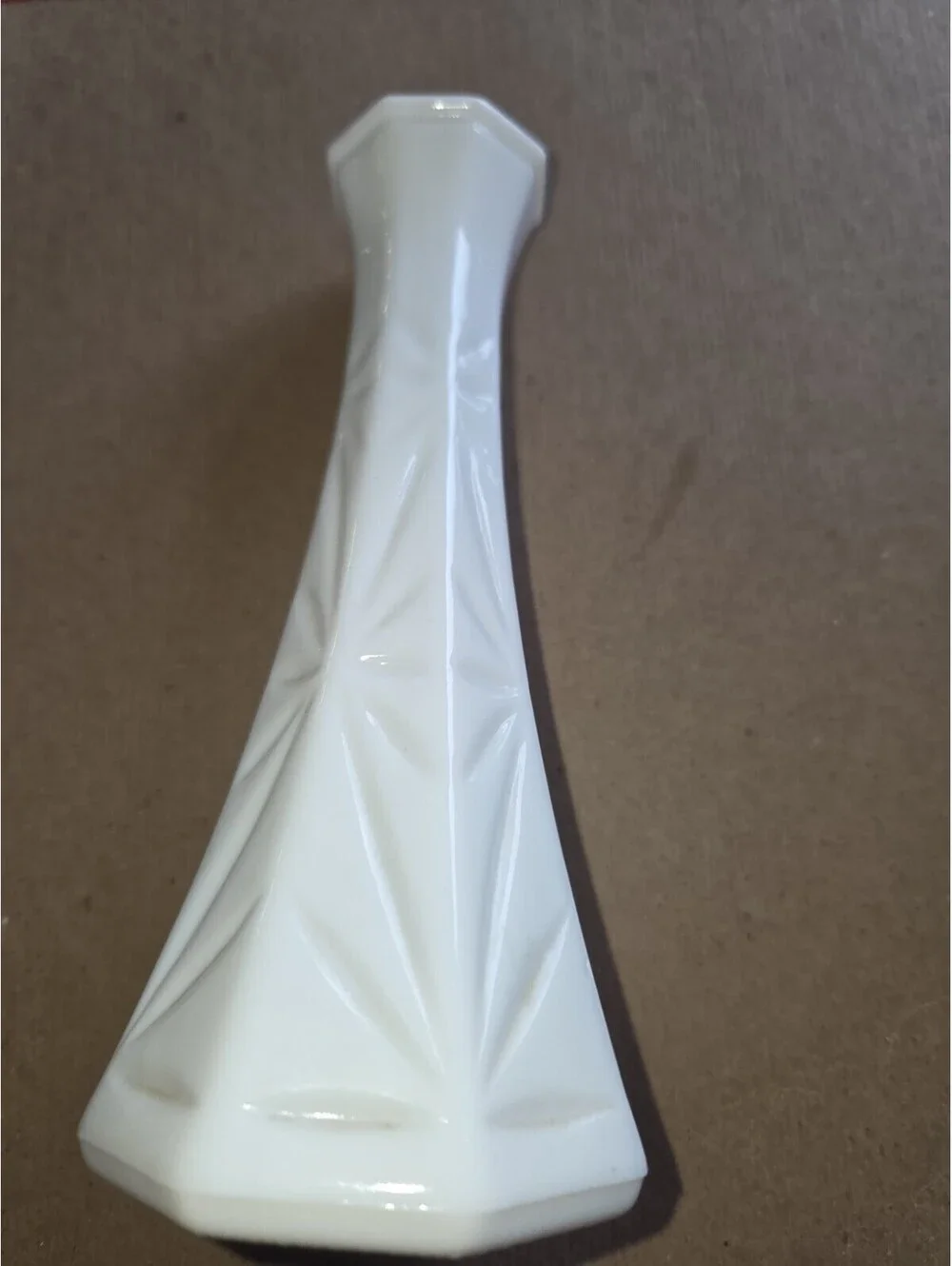 Vintage Hoosier Glass Bud Vase 4063-B white A7
